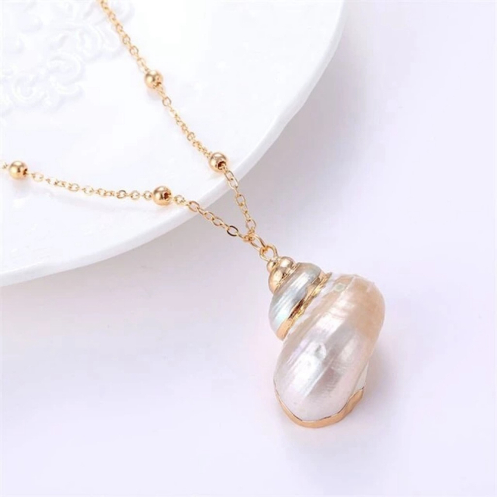 Gold Leaf / Plated Turbo Shell Abalone Women's Necklace NWT